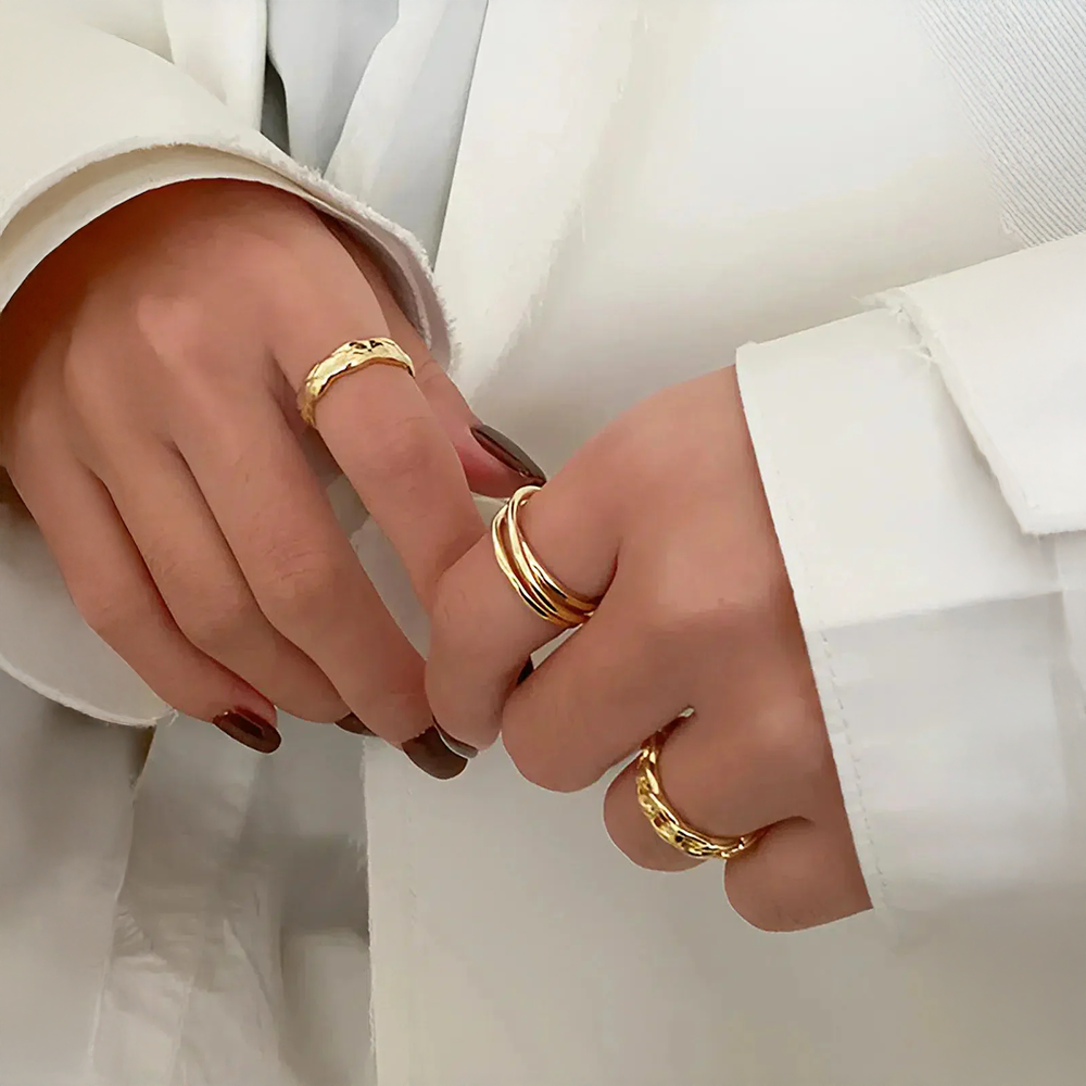 Auralie | Trio of Twisted Rings in Timeless Style ELIORA