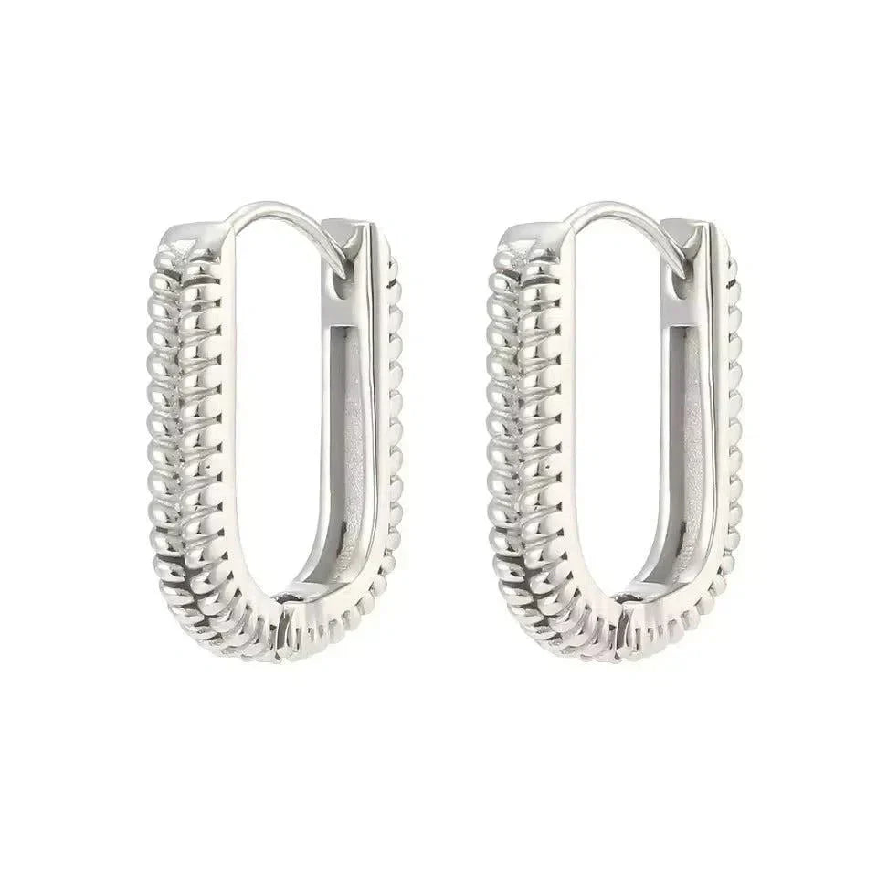 Kaëra | Oval Hoop Earrings in Contemporary Style ELIORA